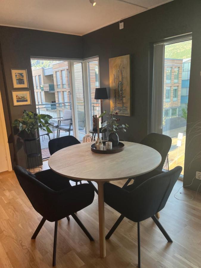 Modern Apartment - Amazing Terrace And Fjord View, Close To City Center Bergen Luaran gambar
