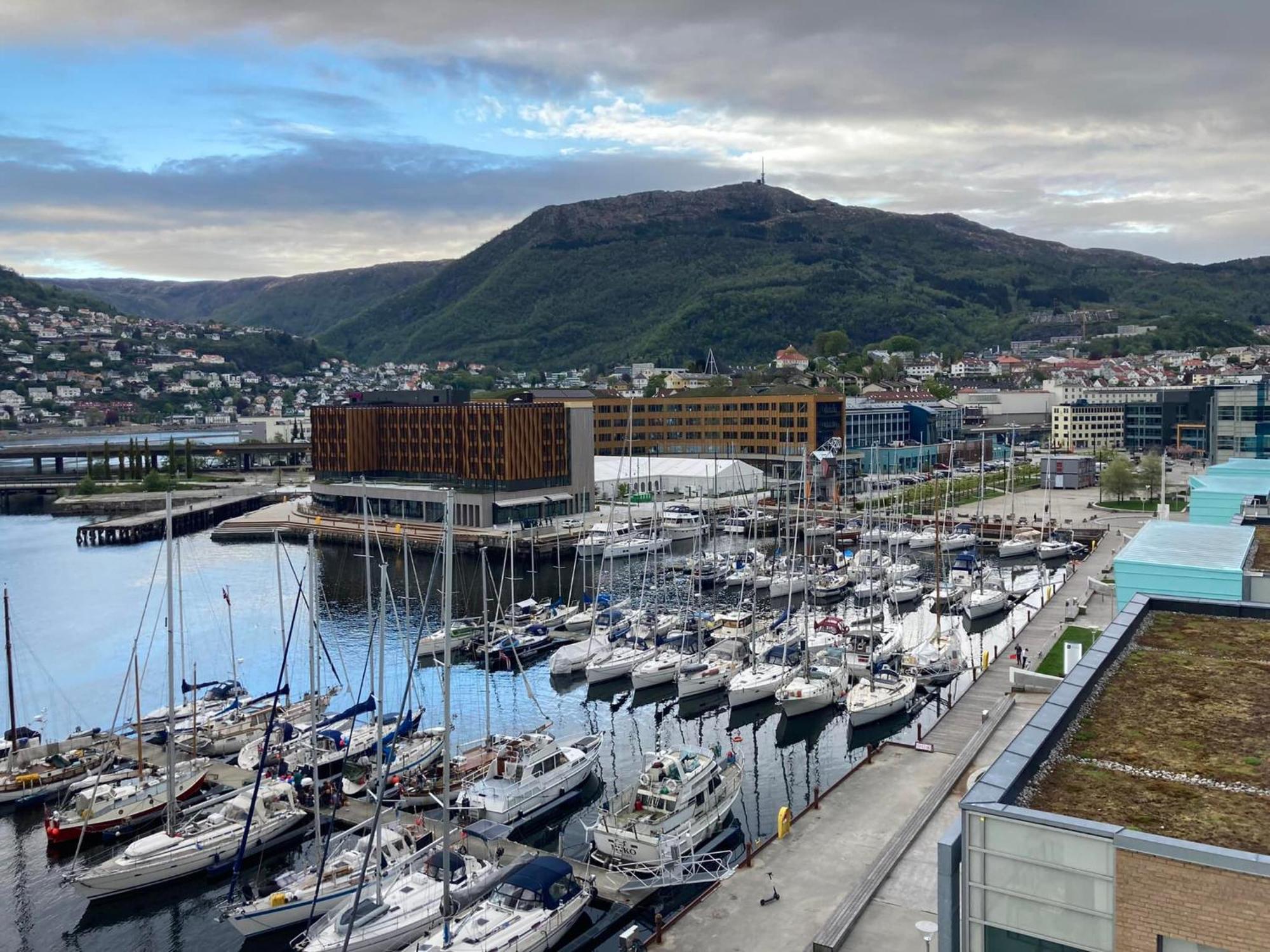Modern Apartment - Amazing Terrace And Fjord View, Close To City Center Bergen Luaran gambar