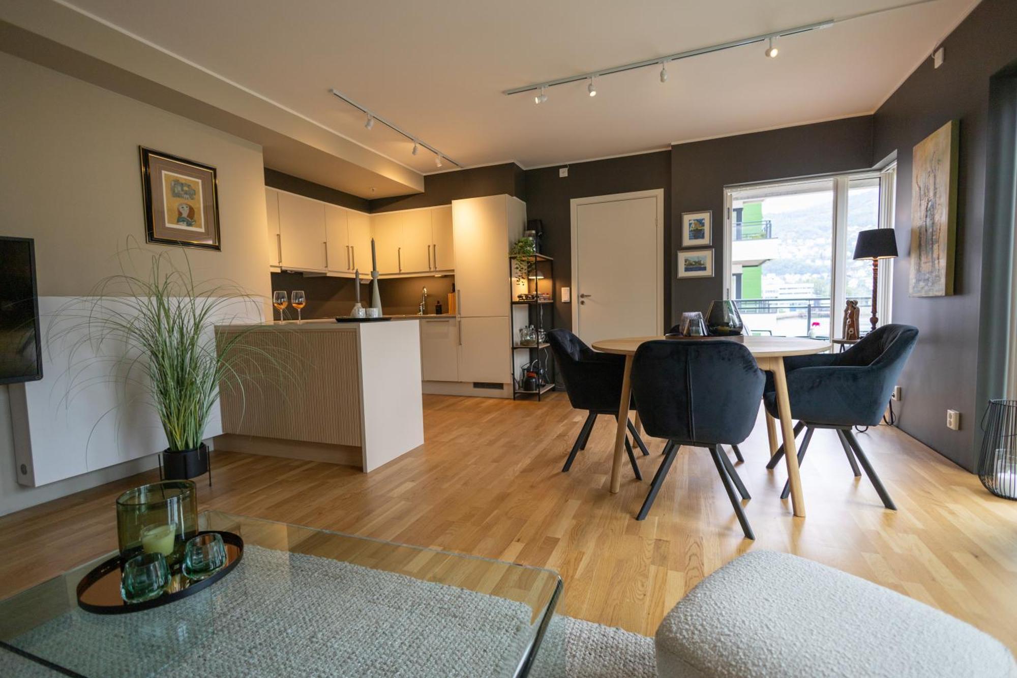 Modern Apartment - Amazing Terrace And Fjord View, Close To City Center Bergen Luaran gambar